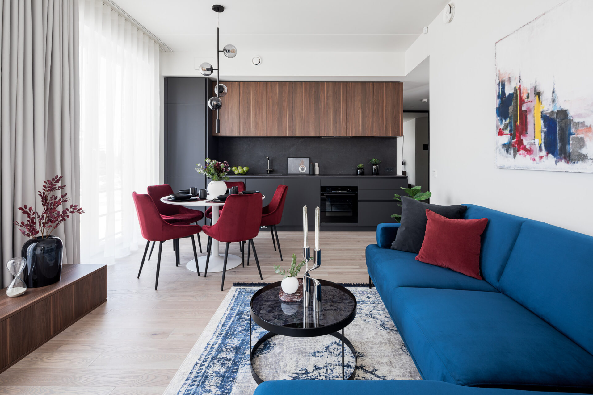 Uus-Veerenni korterelamu näidiskorter