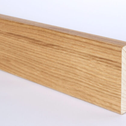 Puidust liist jalamile helepruun viimistlus