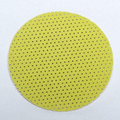 Kollane ümmargune liivapaber peene perforatsiooniga.