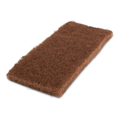 Pruun köögikäsn toidunõude puhastamiseks köögis.