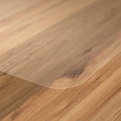 Puitpõrandakaitse läbipaistev matt puitpinnal vaade