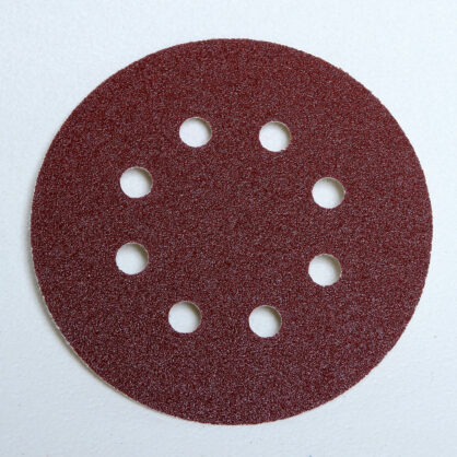 Ümmargune liivapaber kaheksa auguga puidutööks