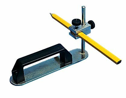 Puusepatööriist puitlaastplaatide lõikamiseks ja märgistamiseks