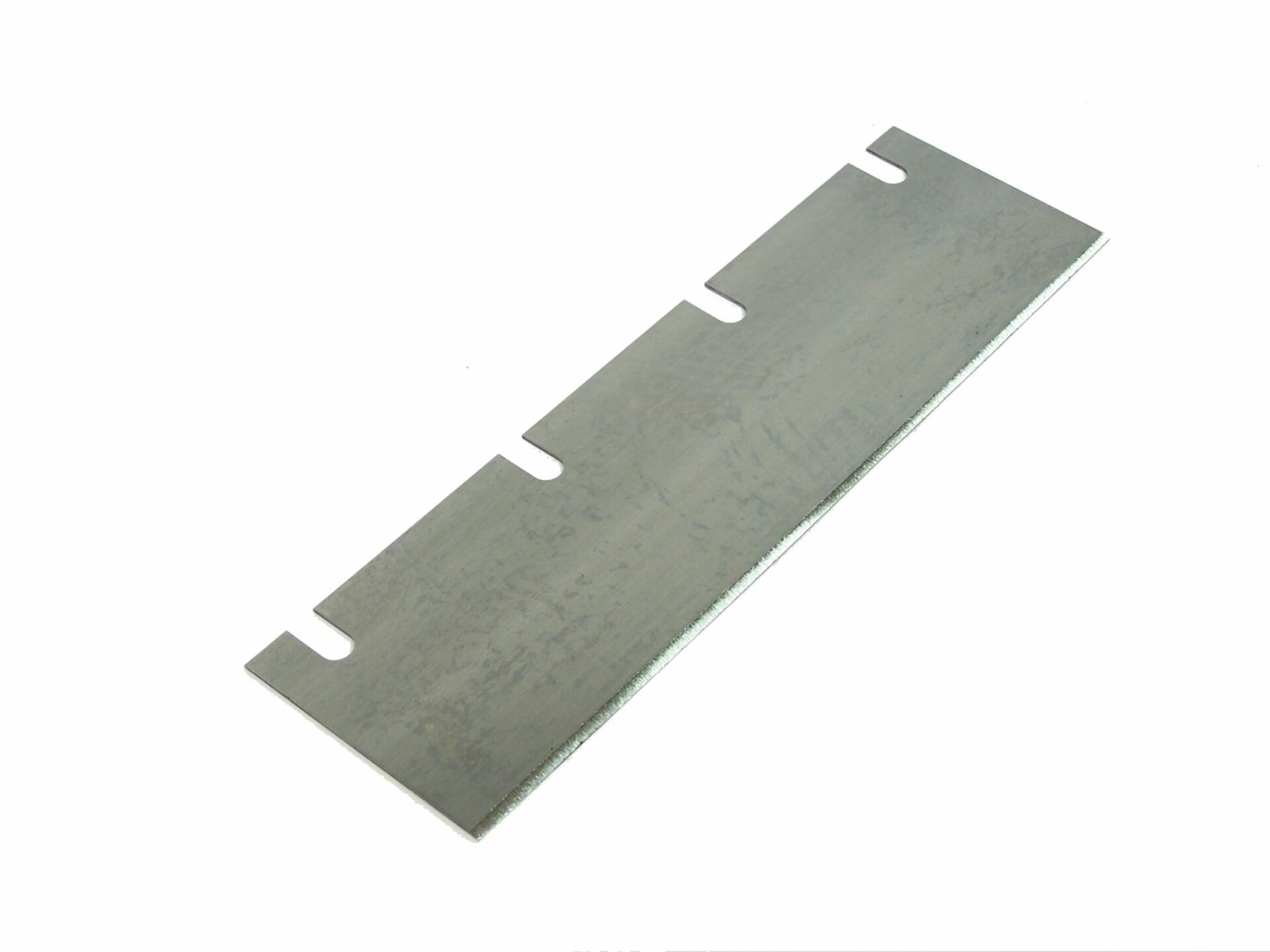 Metallist kinnitusdetail kolme lööki pesaga