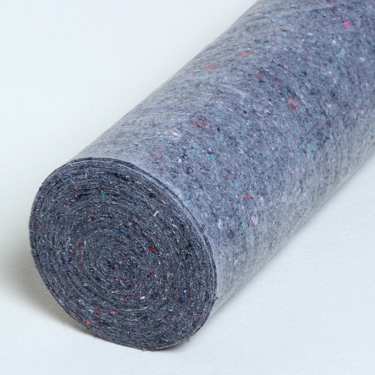 Rullitud akustiline villasoojustus vaip mõõtmetelt suur.