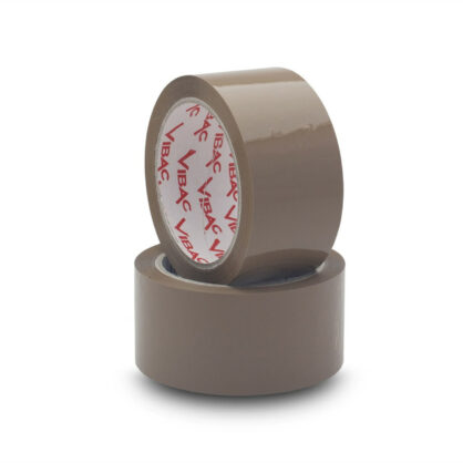 Kaks pruuni pakketeipi üksteise peal virnastatud