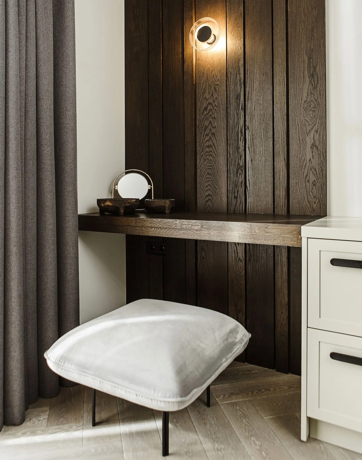 solid oak deco wall1