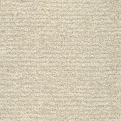 Lihtsa disainiga beež vaip kaasaegses elutoas