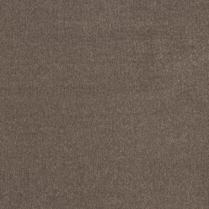 Pruun vaip tekstuuriga mugav sisekujunduseks