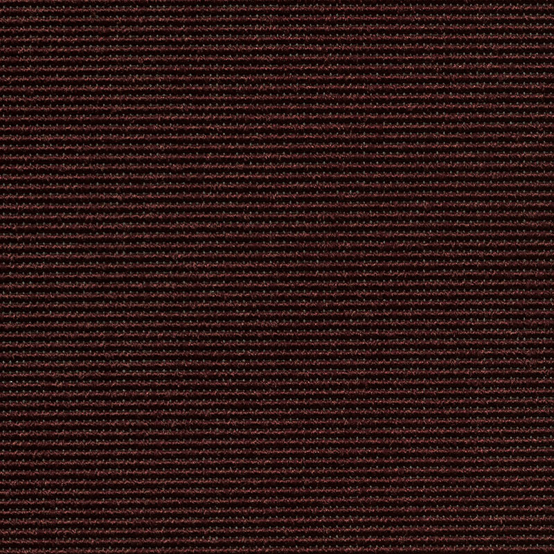 Tumepruun triibuline kangas dekoratiivseks kasutamiseks.