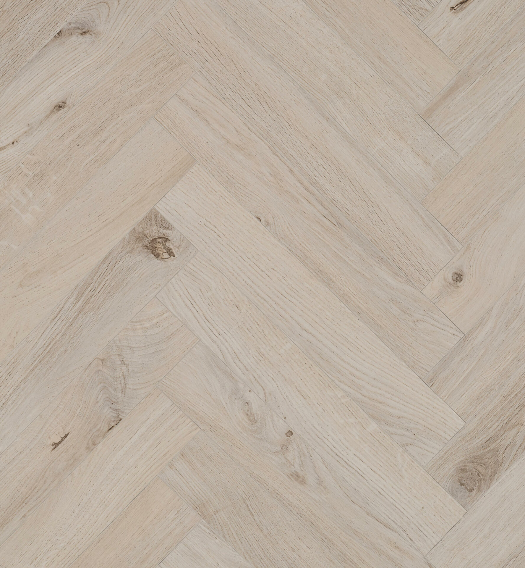 Hele puitparketi muster kalasabakujulisena põrandal