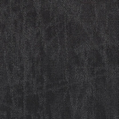 Tume tekstuuriga must kangas lähedalt vaadatud