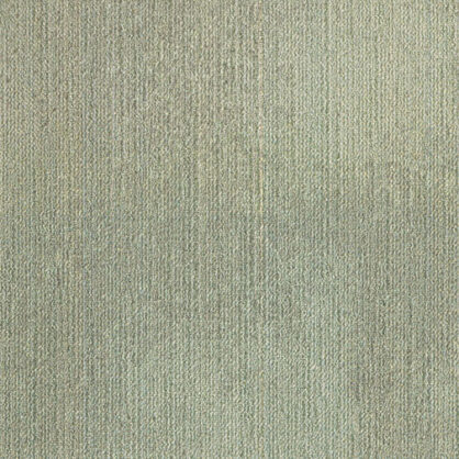 Hallikas roheline vaip pehme tekstuuriga põrandal