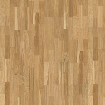 Heleda puiduparkett ruudukujulise mustriga põrandal.