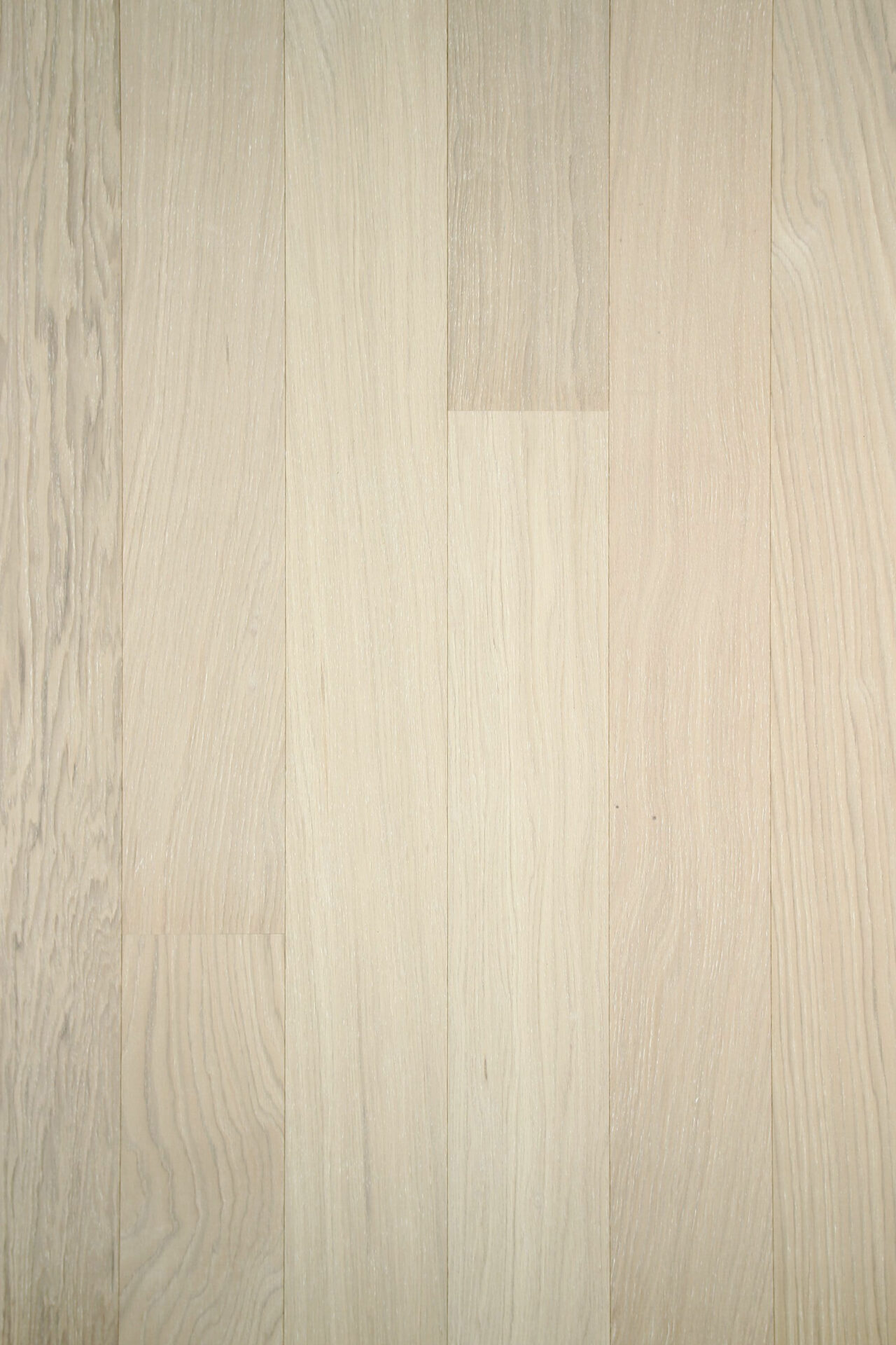 Hele tamme puitparkett põrand kodusisustuseks