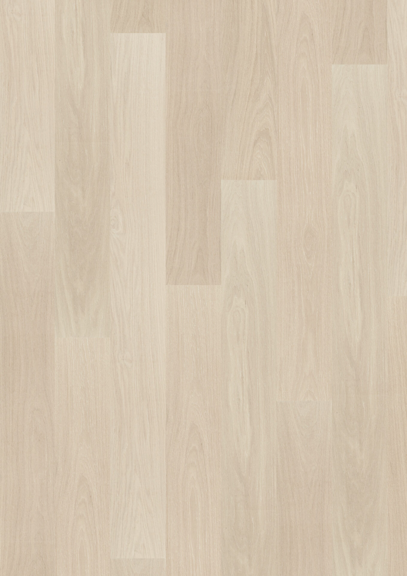 Hele marmor imitatsiooniga parkettpõrand interjööris.