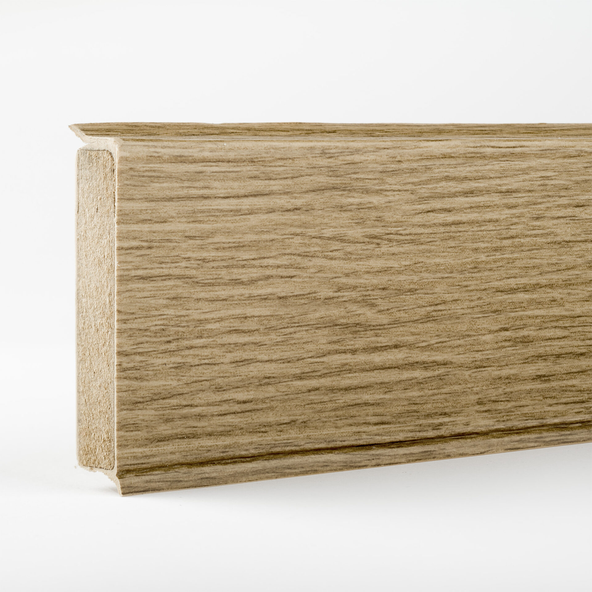 Puitimitatsioonist pruun seina nurgaprofiil lähedalt