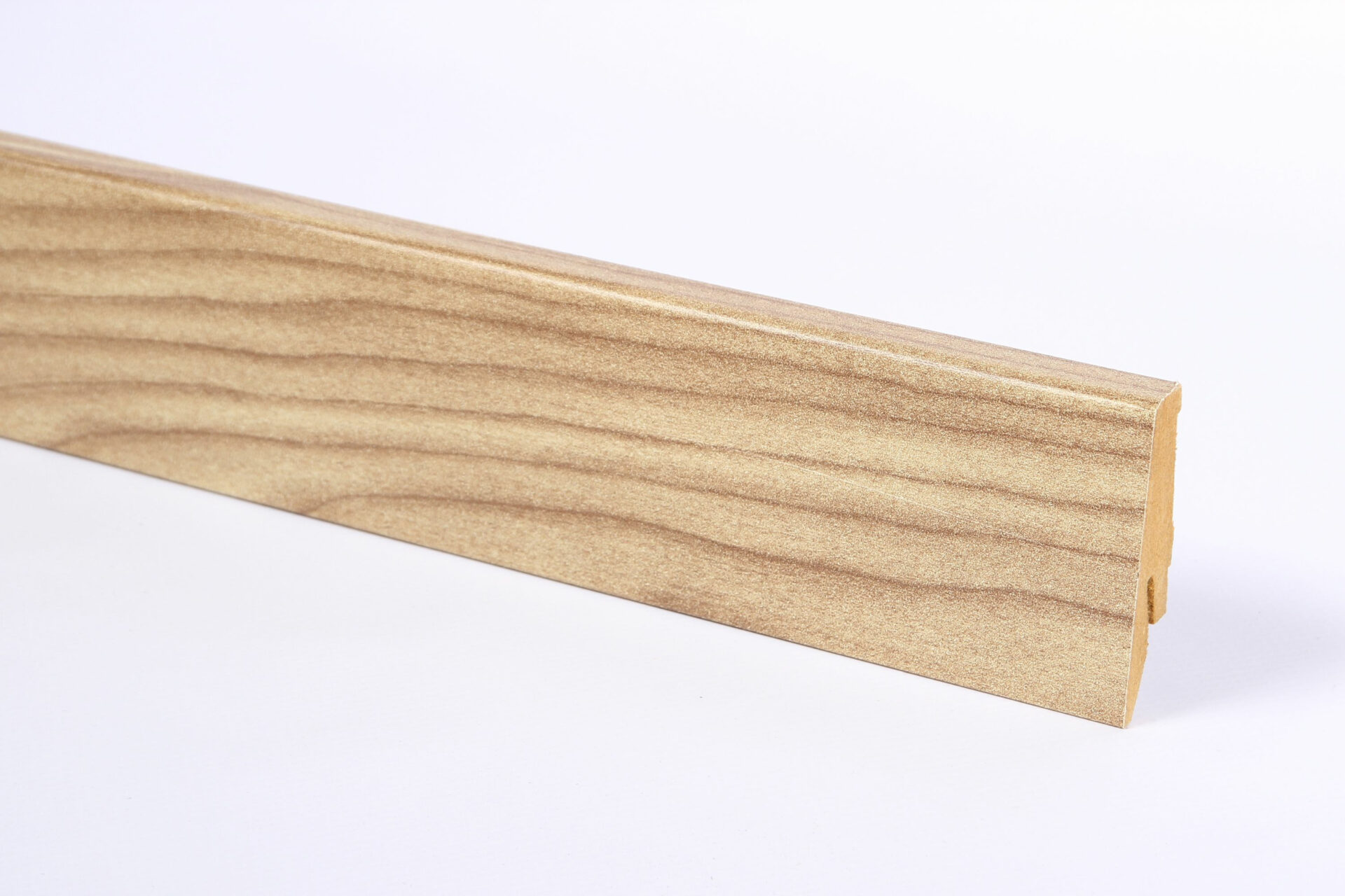 Puidumustriga puitliist dekoratiivne põrandakatte element