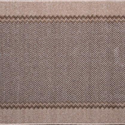 Pruun vaip mustriga sisekujunduseks ja sisustamiseks