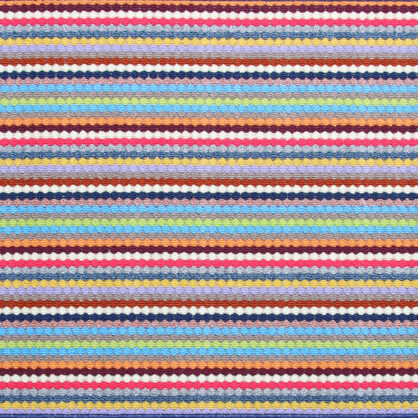 Värvilised triibulised tekstiilid Eesti etnilise mustriga