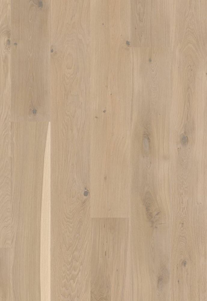 Puitparkett hele naturaalse puidu välimusega.