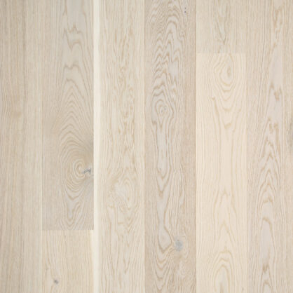 Hele puitparkett neutraalsetes toonides põrandakatteks